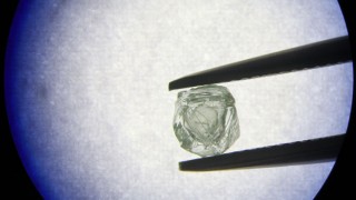 ৮০ কোটি বছর আগের হিরা আবিস্কার!